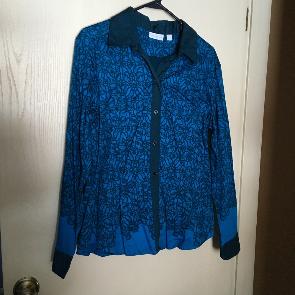 NY&CO. Pants and shirt.